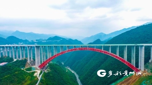 貴州仁遵高速大發渠大橋完成荷（hé）載試驗（yàn）
